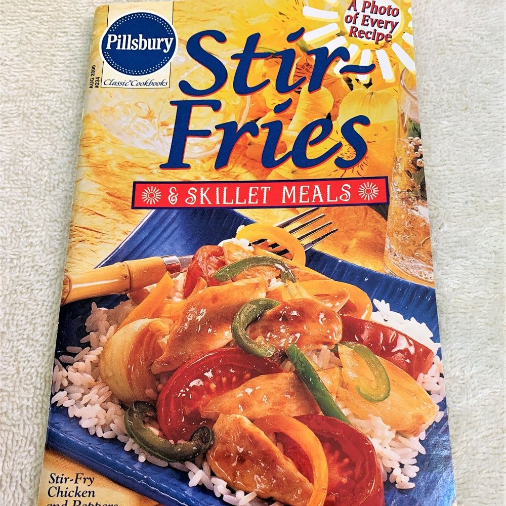 Vintage Pillsbury Softcover Magazine 'Stir-Fries & Skillet Meals' - 2000